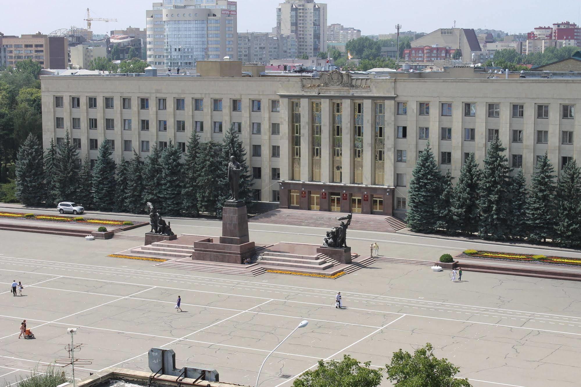 Continent Hotel Stavropol Esterno foto